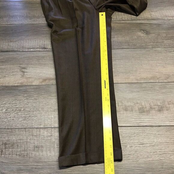 Roundtree & Yorke Mens Easy Care Brown Dress Pants Pleated Slacks 36x29 - Picture 8 of 10